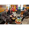 Imagen de noticia: Visita de representantes de Caja Círculo al Presidente de la Diputación