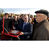 Imagen de noticia: Inauguración de las obras de la Plaza Mayor de Burgueta