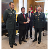 Imagen de noticia: Entrega de la Cruz de Oficial al mérito civil al capitán de la Guardia Civil, D. Francisco Huerga Vivas